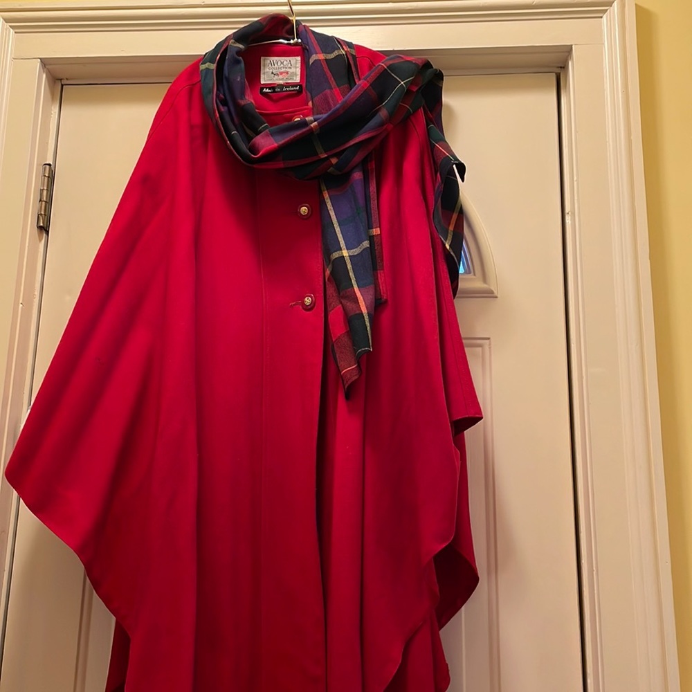 Avoca Mills Wool Cape Gem